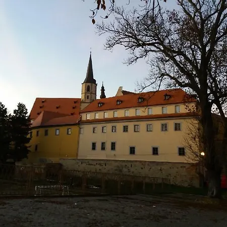 Apartamento Karlova Cheb